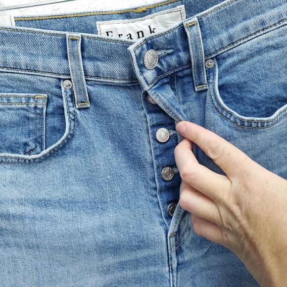 FRANK & EILEEN High Rise Light Wash The Monaghan Mom Crop Jeans - Picture 10 of 16